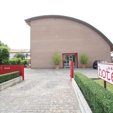 15.92 Hotel Cazzago  Eksteriør bilde