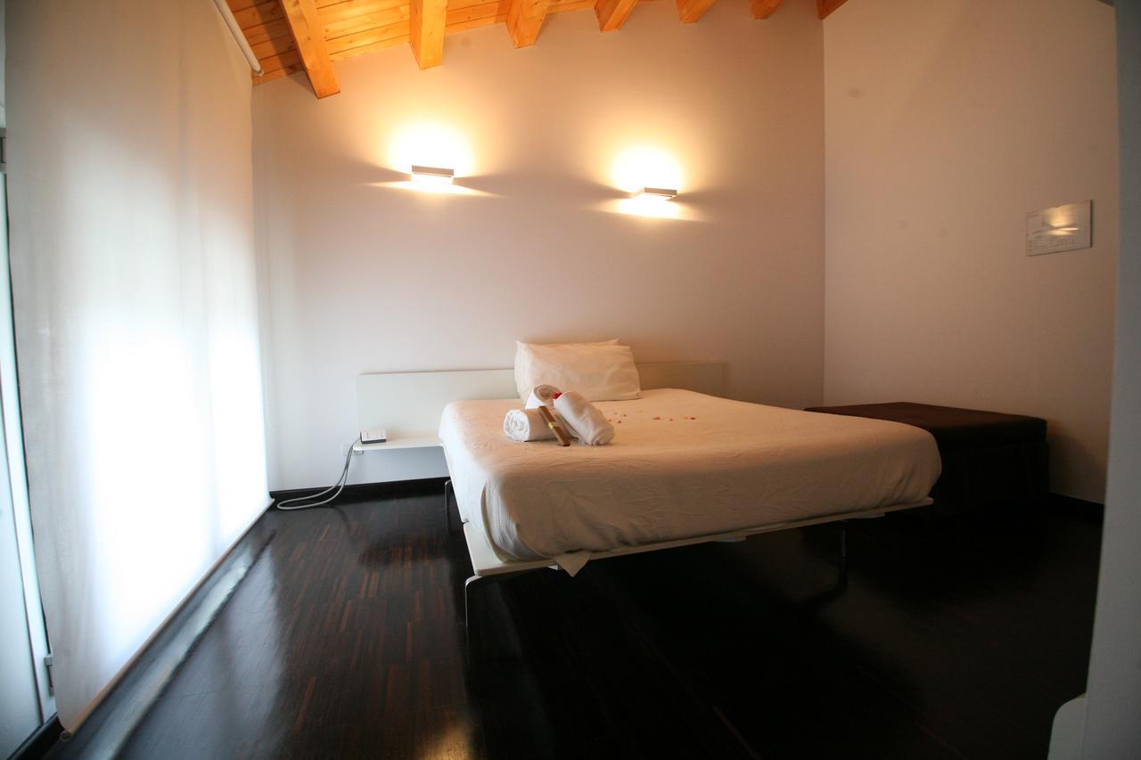 15.92 Hotel Cazzago  Eksteriør bilde